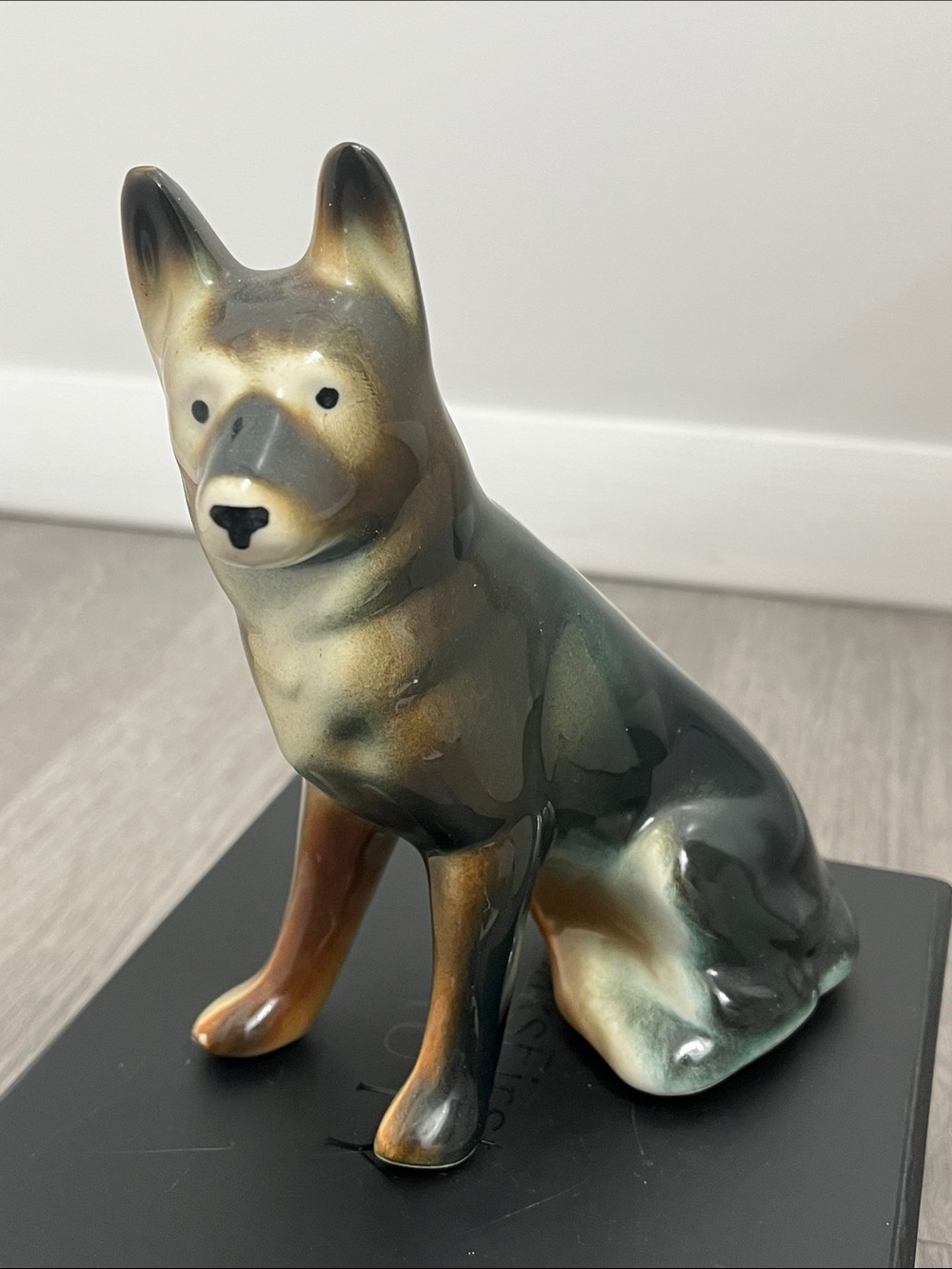 Vintage porcelain German shepherd figurine figure